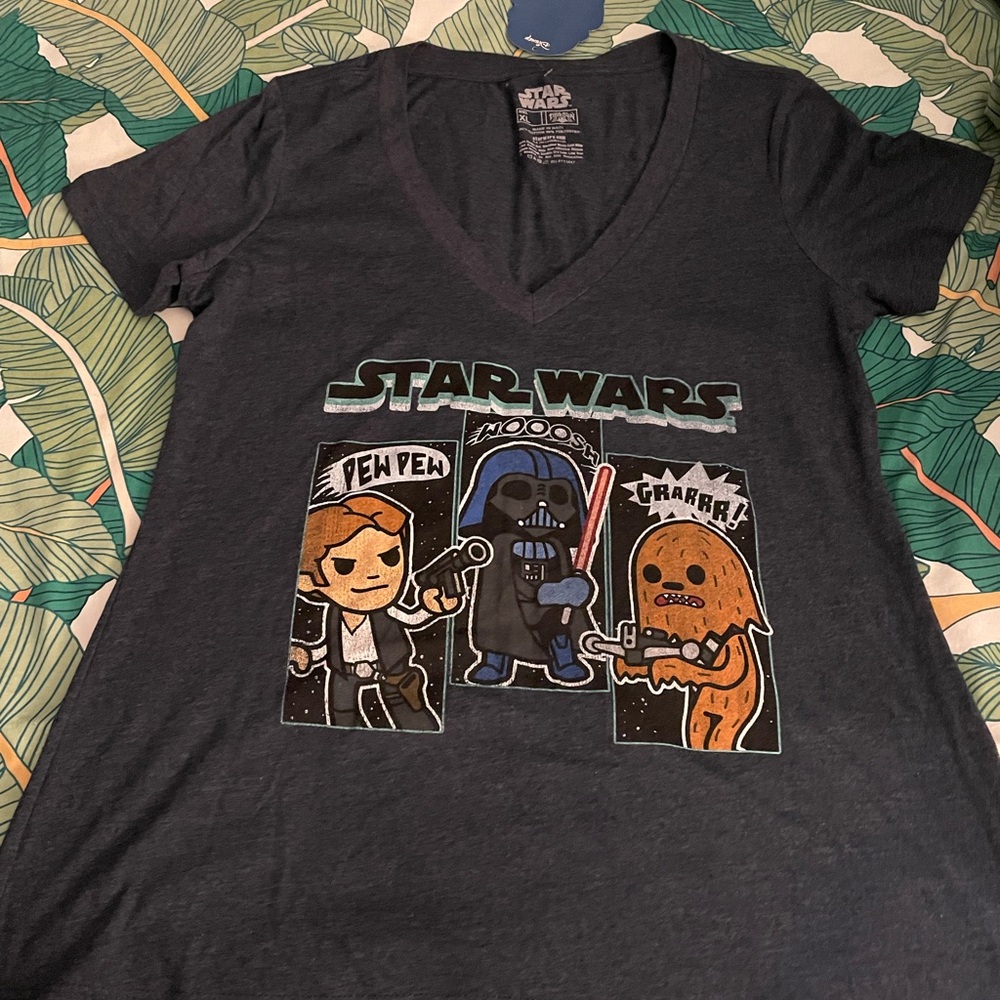 Star Wars woman’s Graphic T-Shirt - Black